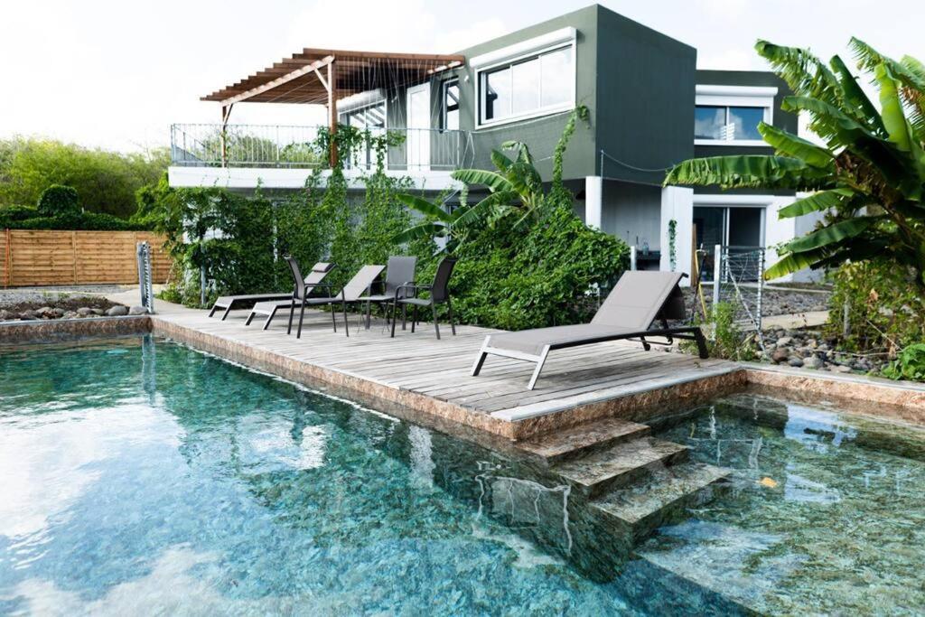 T3 Lumineux Avec Vue Exceptionnelle Et Piscine Oasis De Nature Et Serenite Petit-Canal Zewnętrze zdjęcie